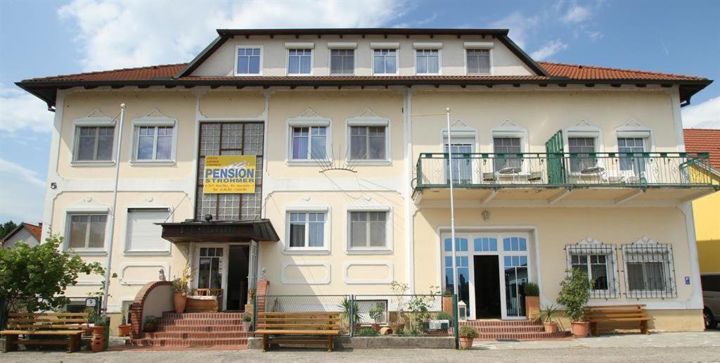 Pension Strohmer Руст Экстерьер фото